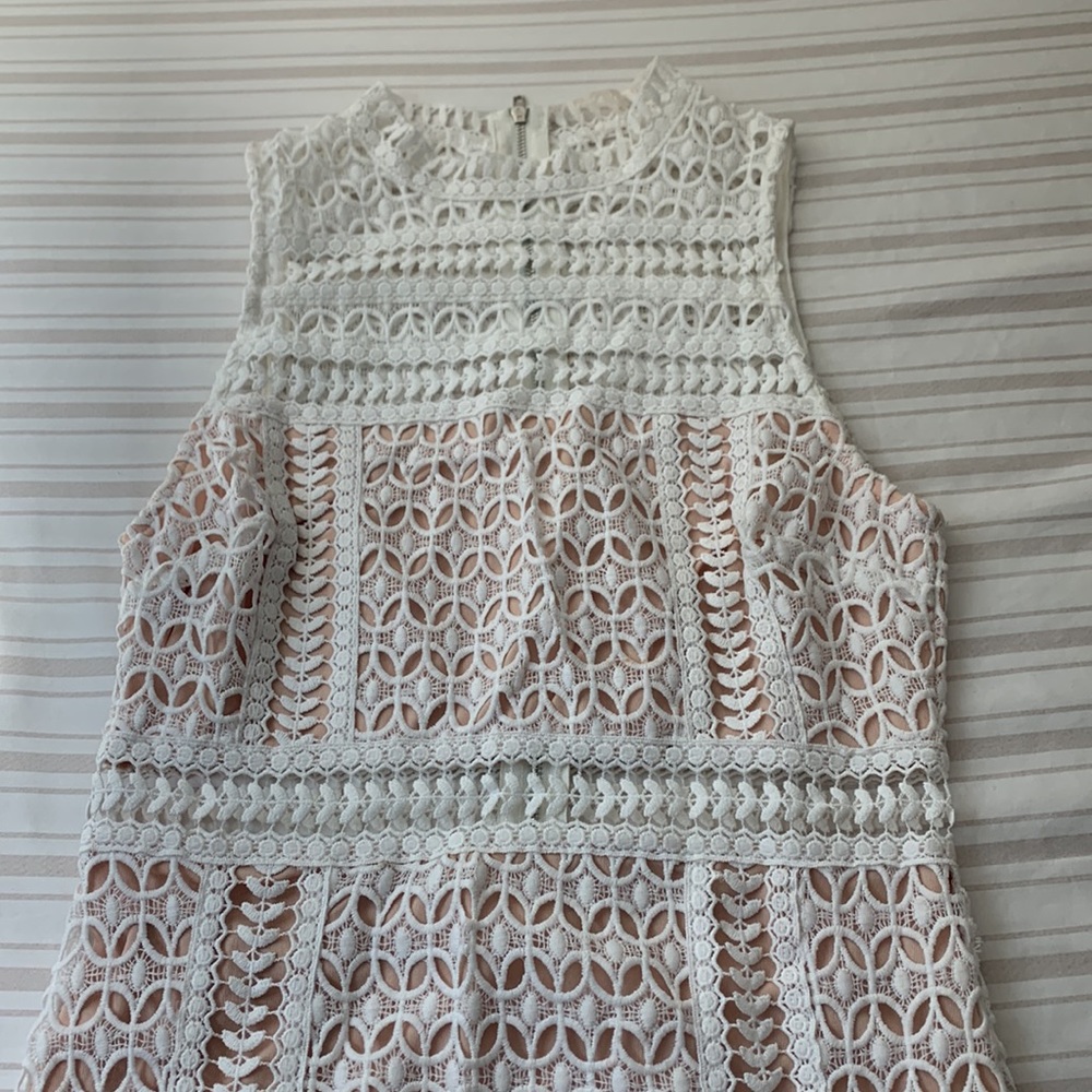 Stunning dress - Picture 3 of 4